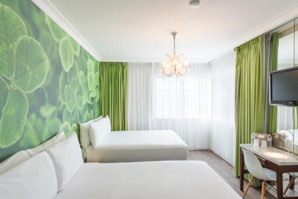 Traditional Room with Two Queen Beds interior